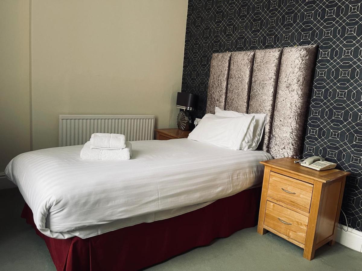 Merrion Hotel Llandudno Bagian luar foto